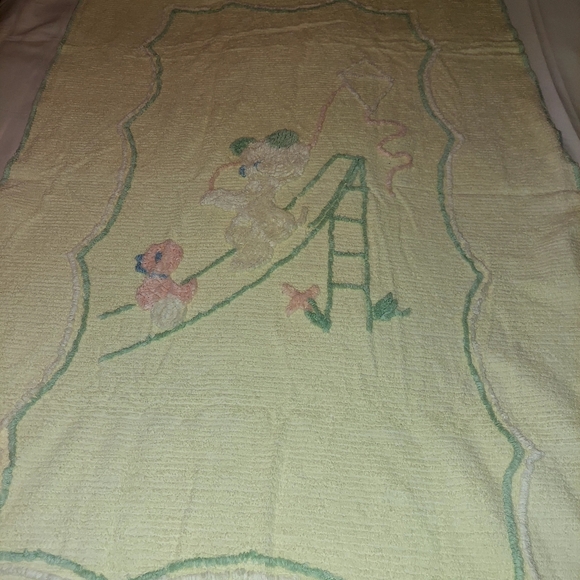 Adorable Chenille Baby's Blanket